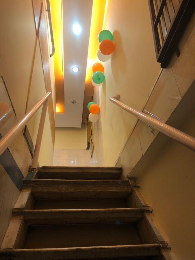 Bandra Dormitory Only For Indian Mumbai Exterior photo